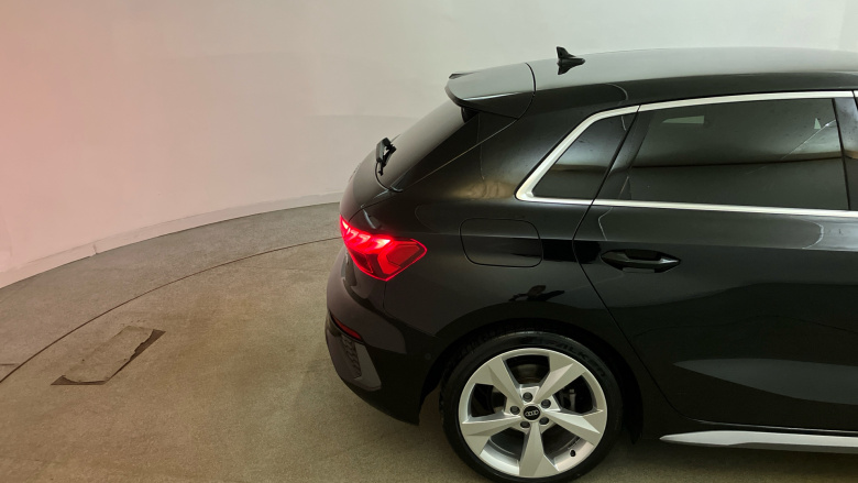 Audi A3 35 TDI S Line 5dr S Tronic [Comfort+Sound] Diesel Hatchback